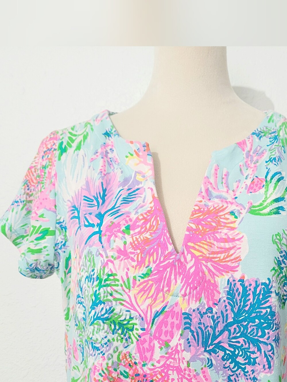 Lilly Pulitzer Women's Shift Dress Size Large Blue Pink Tropical Coral Print - Picture 3 of 11